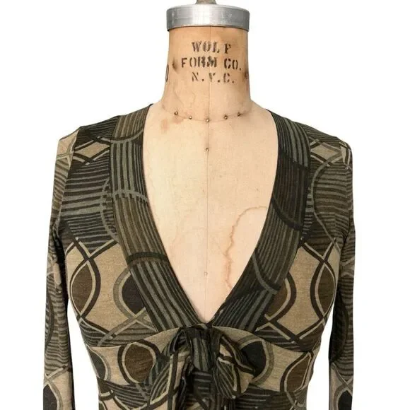 No-lita Elegant Geometric Patterned Long Sleeve V-Neck Top S - Picture 2 of 7